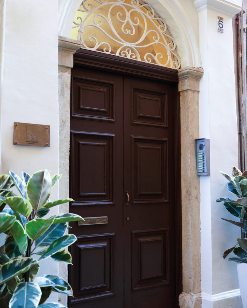 Mimi & Coco front entrance