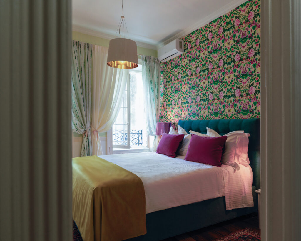 Bedroom with double bed