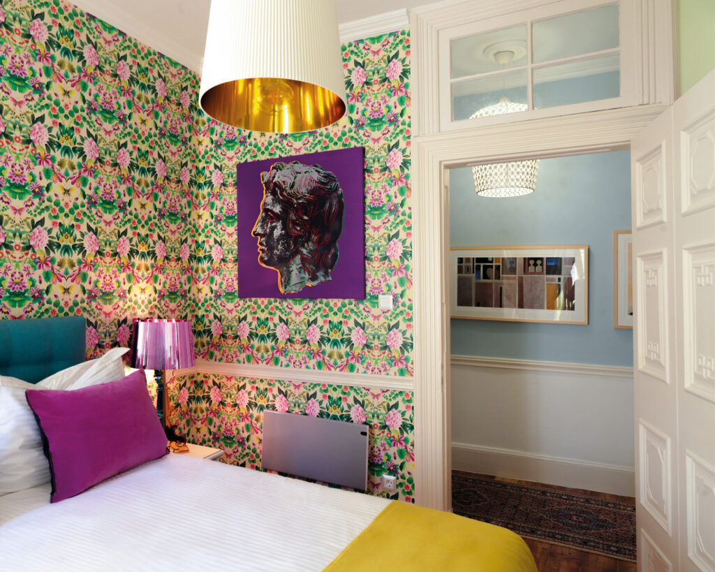 Bedroom with double bed